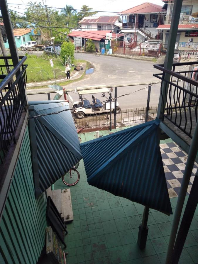 The Lighthouse At Casa Max Hotel Bocas del Toro Exterior photo